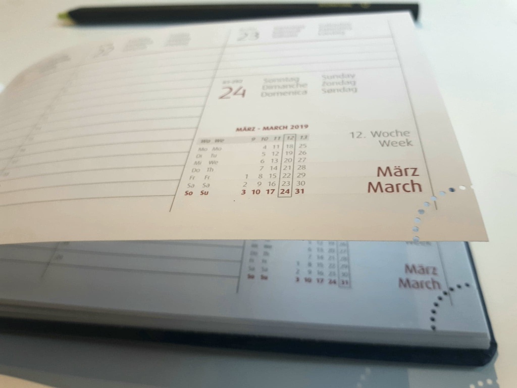 Agenda de poche 2019 bleu marine