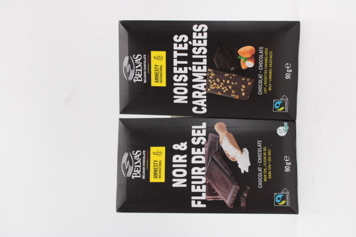 Duo de tablettes de chocolat Belvas : lait Noisettes et chocolat noir  